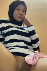 NUR Hijab Pamer Bogel.jpg